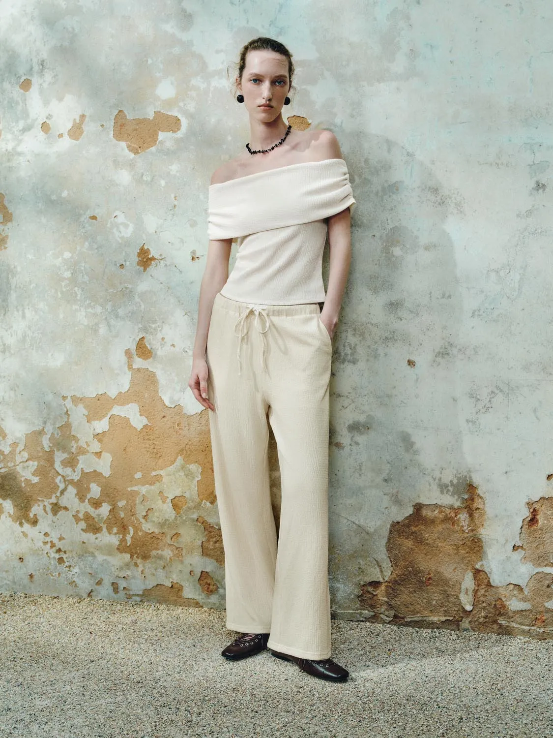 Off Shoulder T-Shirts sold by Urban Revivo product image thumbnail 5