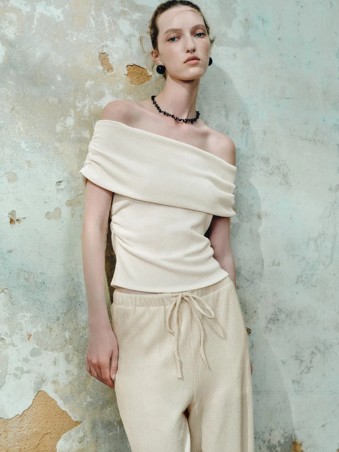 Off Shoulder T-Shirts sold by Urban Revivo product image thumbnail 2