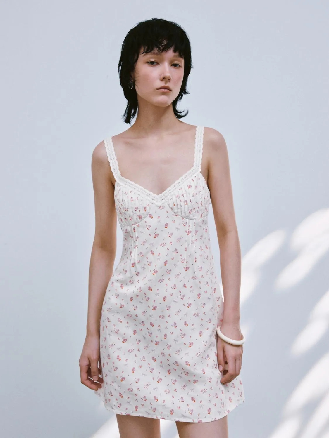 Floral Print Sleeveless Mini Dresses sold by Urban Revivo