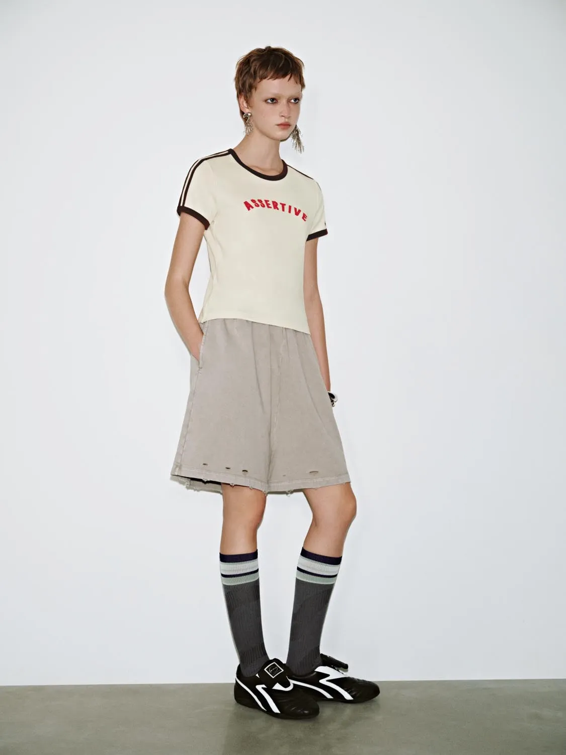 Cropped Short Sleeve T-Shirts sold by Urban Revivo product image thumbnail 5