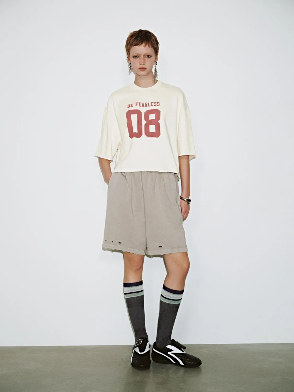 Cropped Short Sleeve T-Shirts sold by Urban Revivo product image thumbnail 4