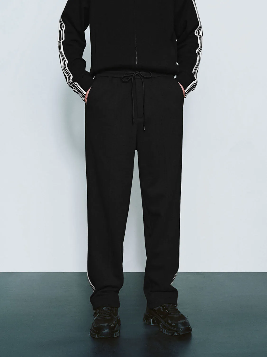 Straight Pants sold by Urban Revivo product image thumbnail 2