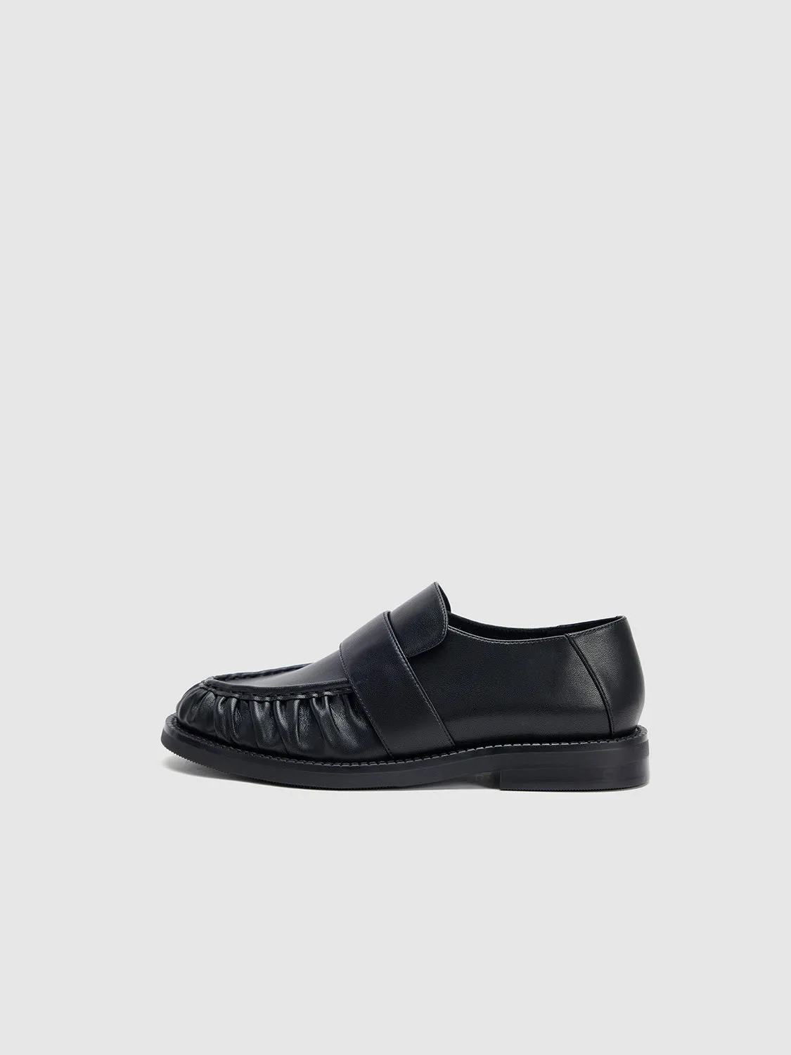 Pumps sold by Urban Revivo product image thumbnail 2