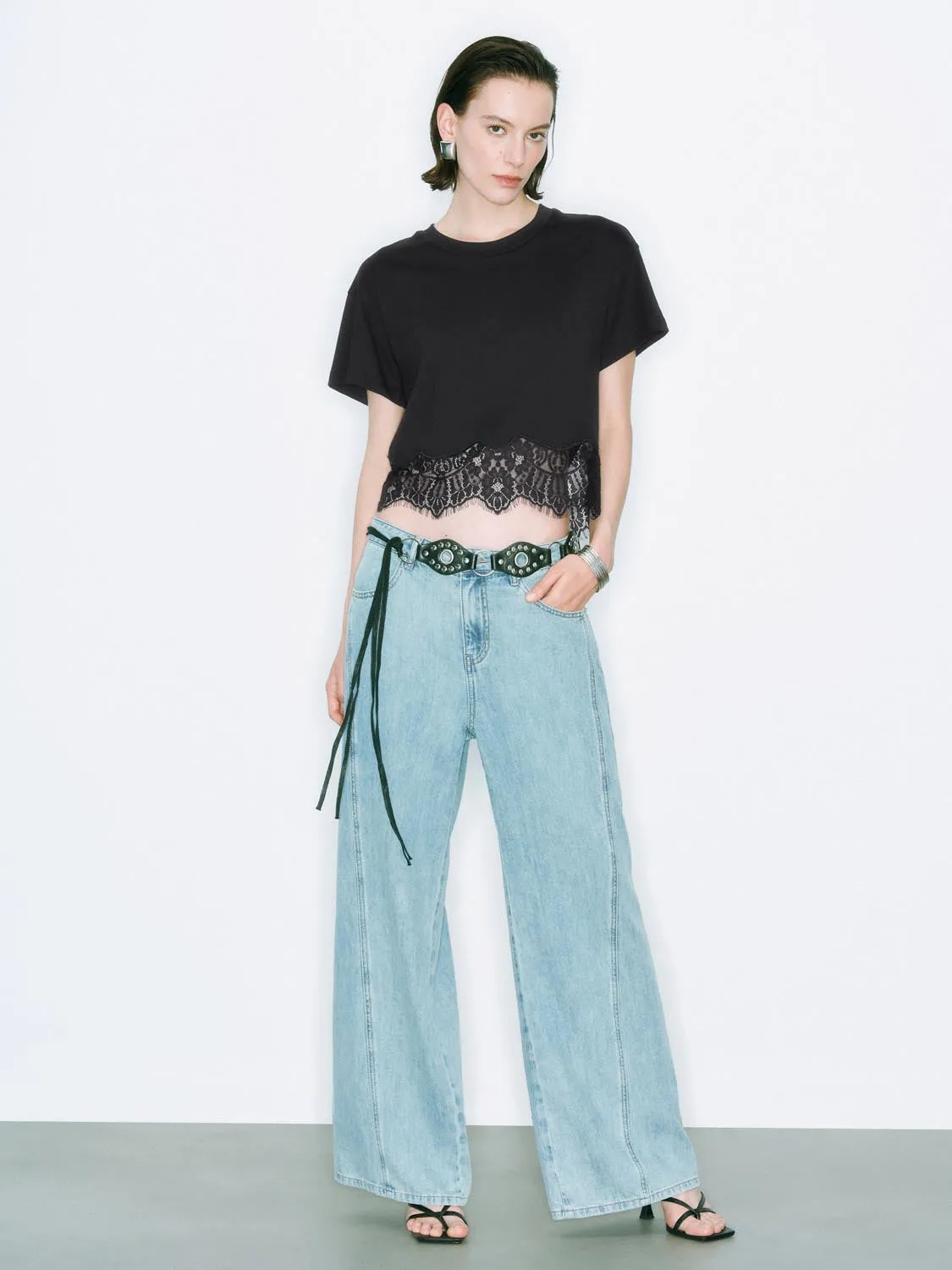 Lace Hem T-Shirts sold by Urban Revivo product image thumbnail 4