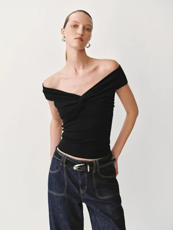 One Shoulder T-Shirts sold by Urban Revivo