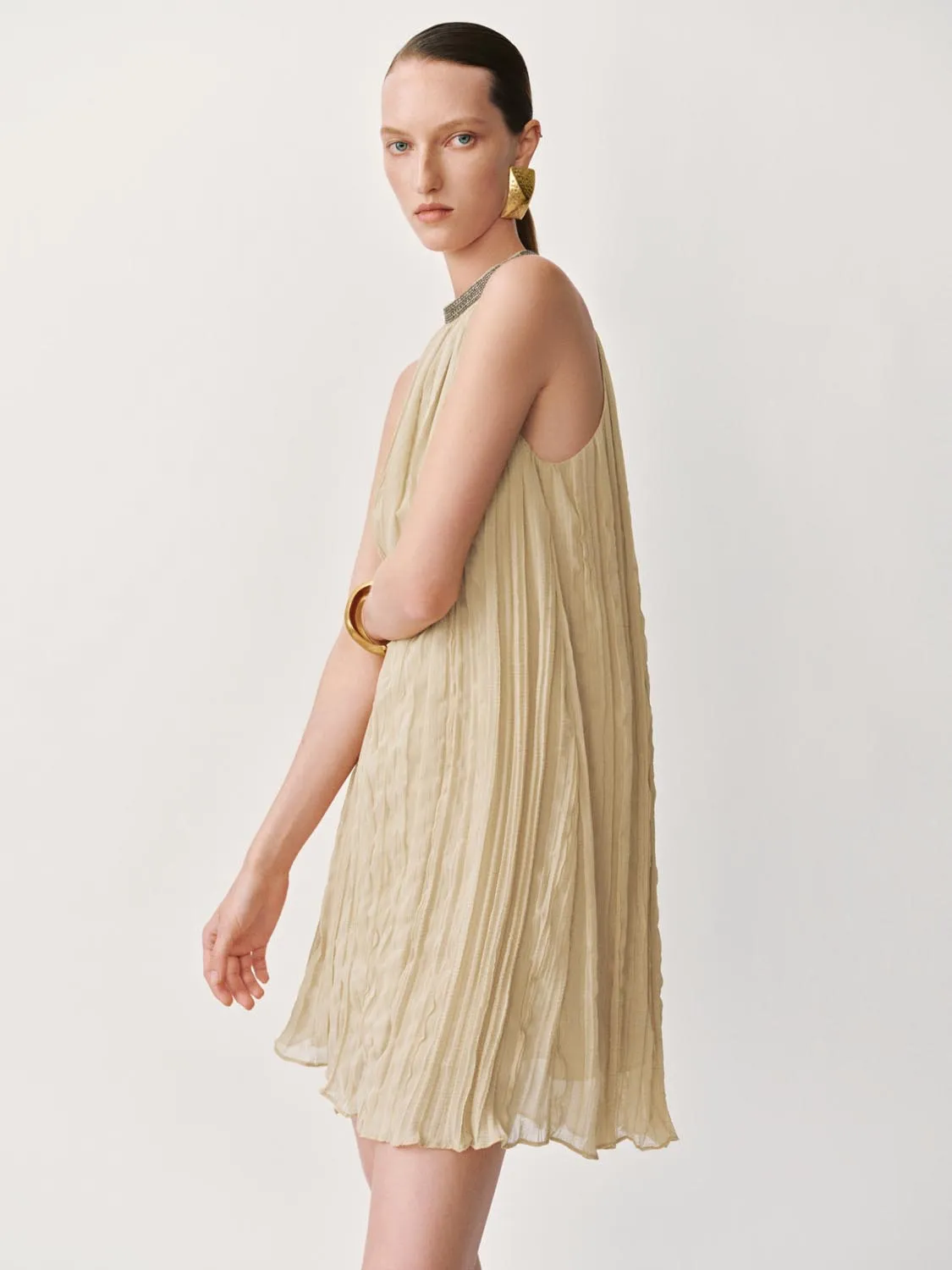 Halter Neck Loose A-Line Dresses sold by Urban Revivo product image thumbnail 2