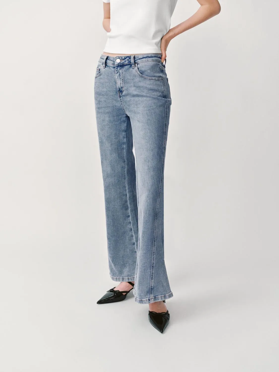 Denim Flared-Leg Jeans sold by Urban Revivo product image thumbnail 3