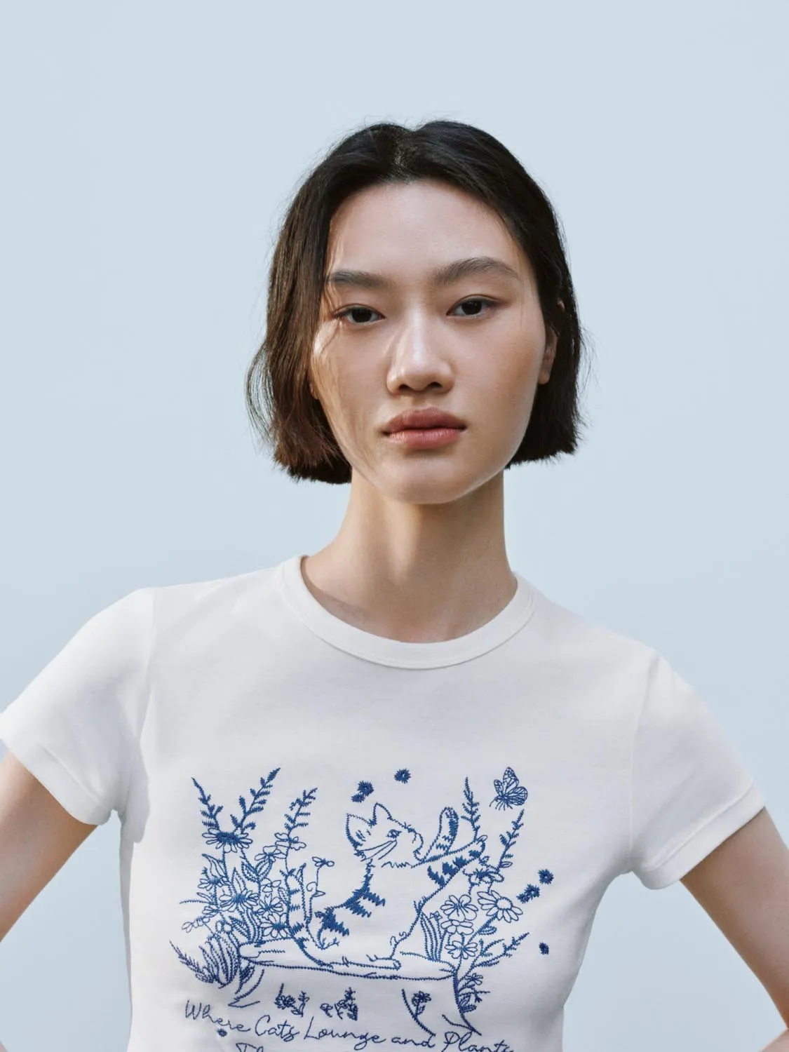 Cropped T-Shirts sold by Urban Revivo product image thumbnail 3