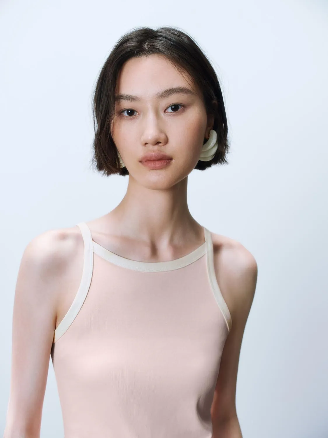 Halter Neck Skinny-Fit Dresses sold by Urban Revivo product image thumbnail 3