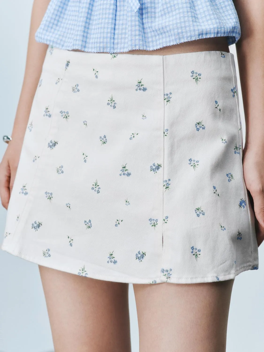 Floral Denim Mini Skirts sold by Urban Revivo product image thumbnail 5