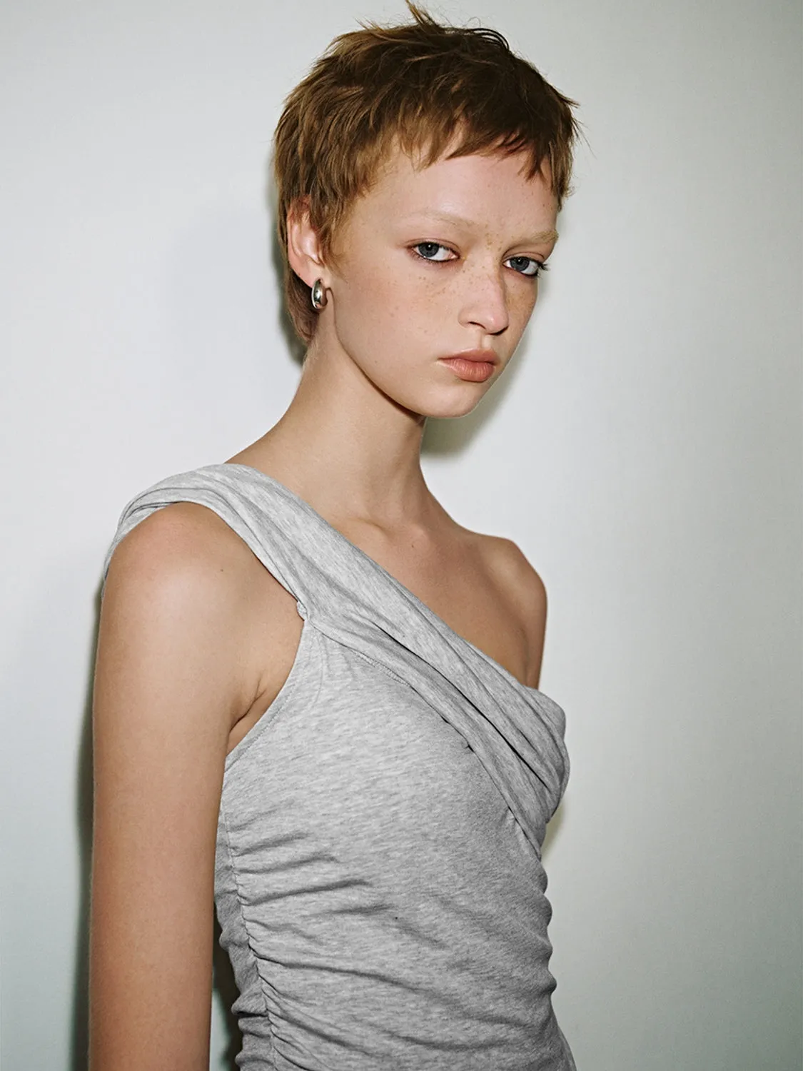 One Shoulder Tank Tops sold by Urban Revivo product image thumbnail 3