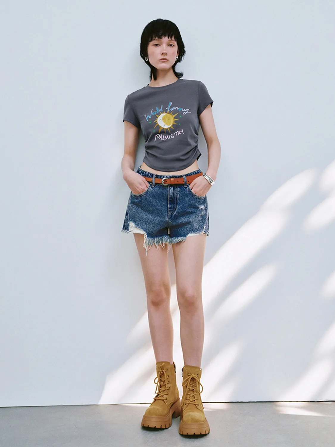 Cropped Short Sleeve T-Shirts sold by Urban Revivo product image thumbnail 4