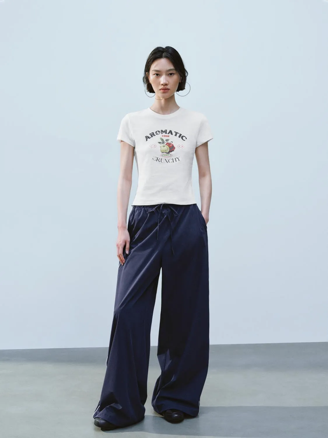 Cropped Short Sleeve T-Shirts sold by Urban Revivo product image thumbnail 4