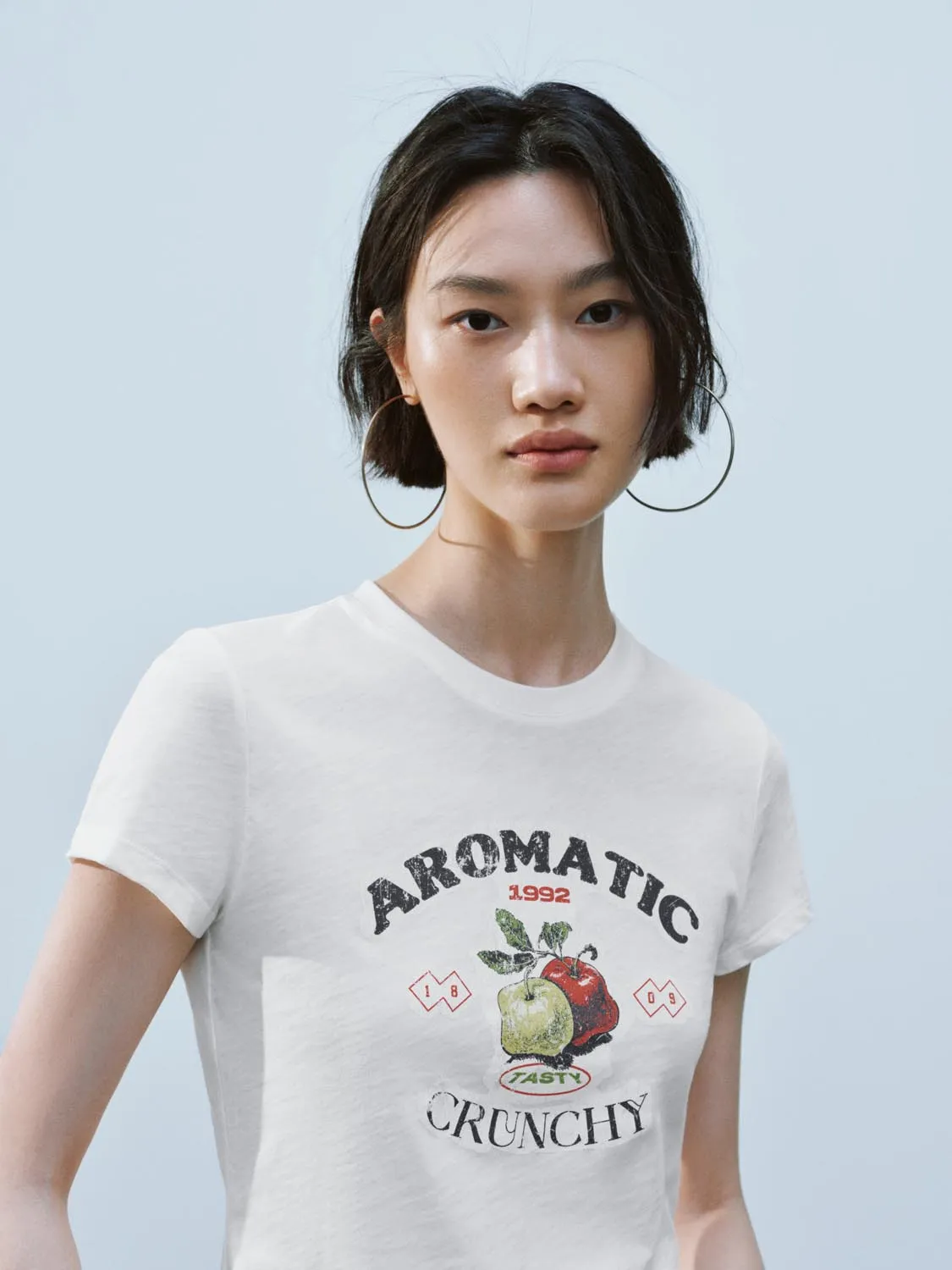 Cropped Short Sleeve T-Shirts sold by Urban Revivo product image thumbnail 3