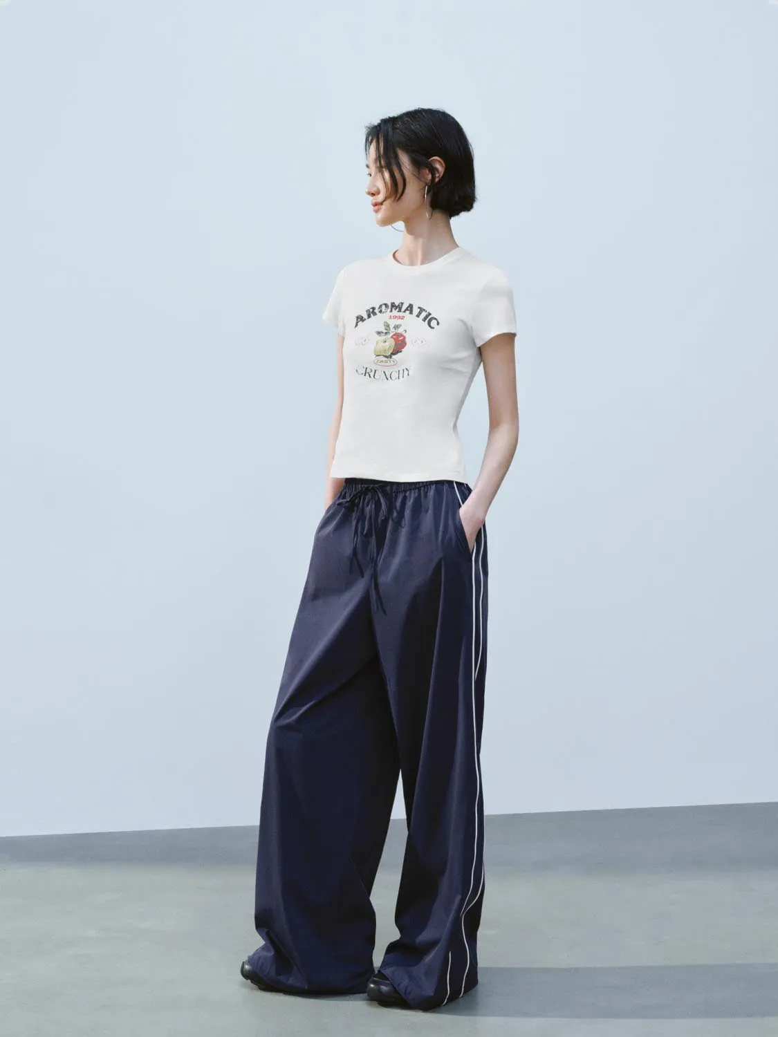 Cropped Short Sleeve T-Shirts sold by Urban Revivo product image thumbnail 5