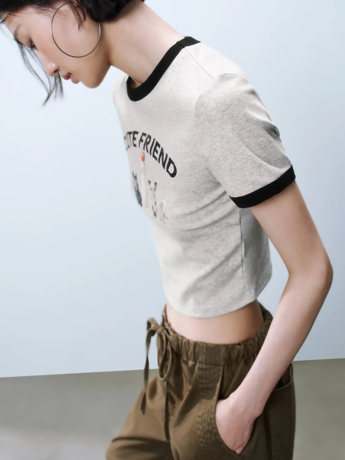 Cropped Short Sleeve T-Shirts sold by Urban Revivo product image thumbnail 3