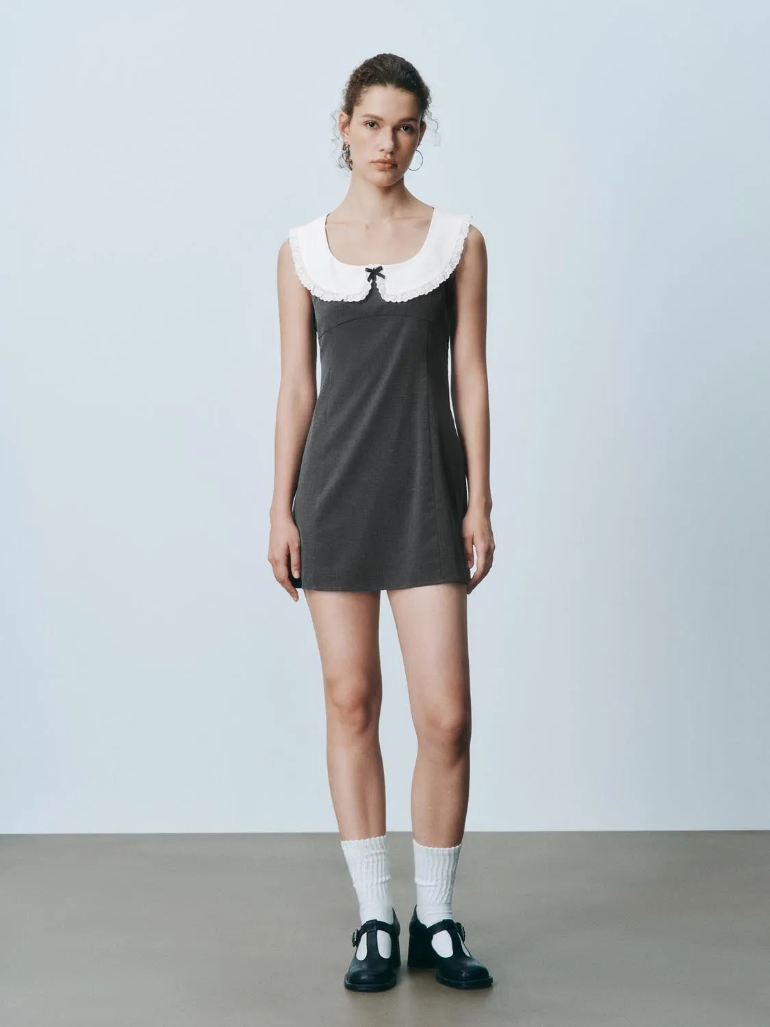 Peter Pan Collar Sleeveless Dress sold by Urban Revivo product image thumbnail 4