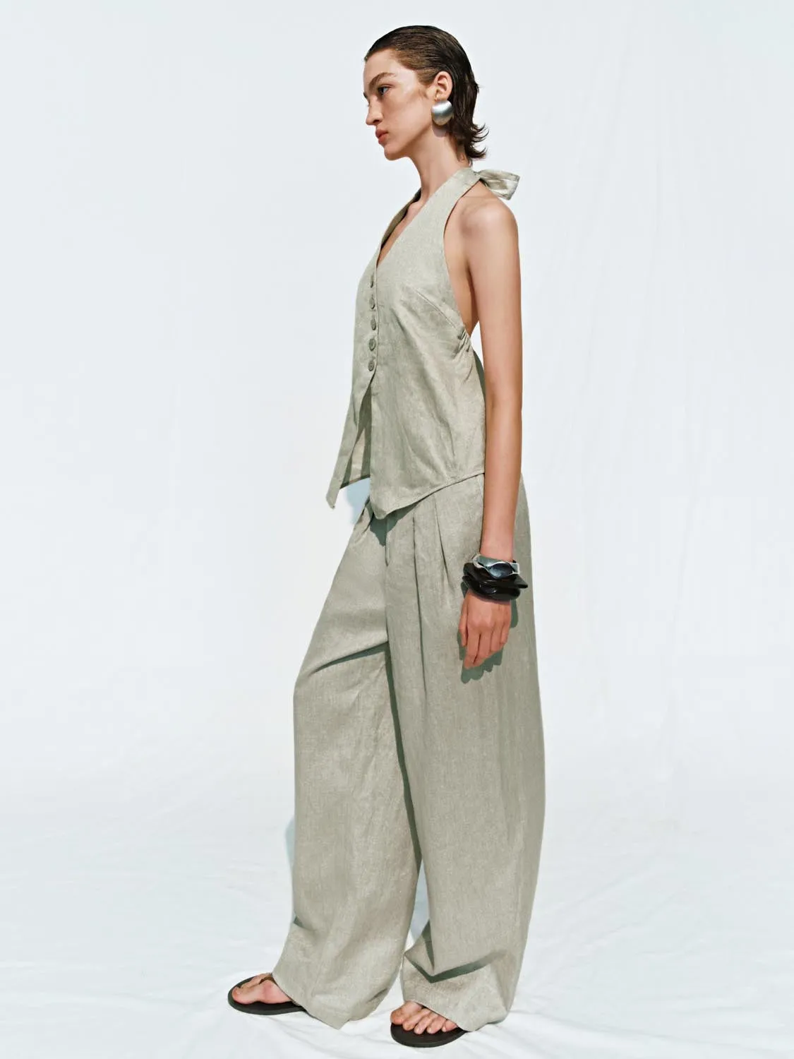 Halter Neck Waistcoats sold by Urban Revivo product image thumbnail 5