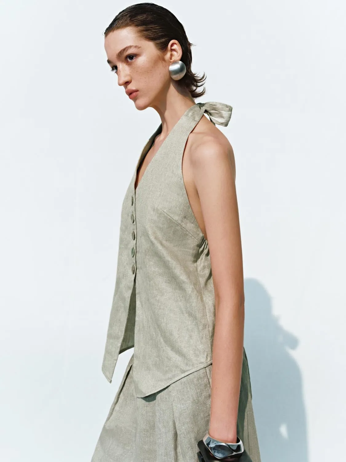 Halter Neck Waistcoats sold by Urban Revivo product image thumbnail 2