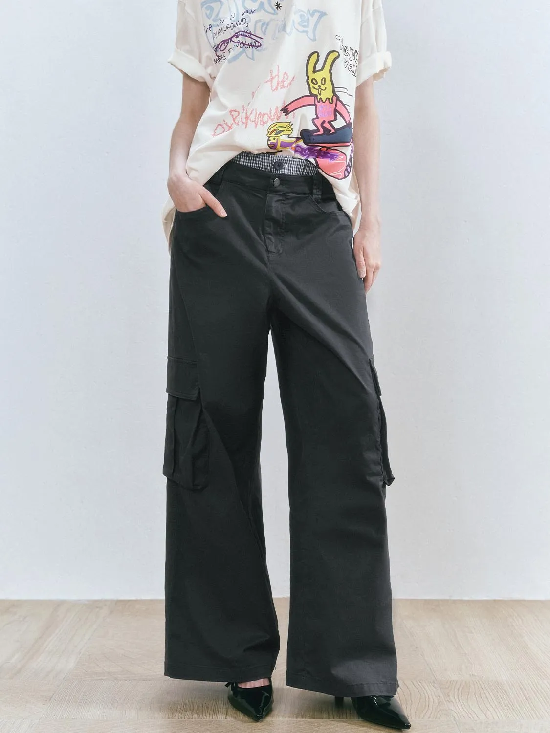 Wide-Leg Cargo Pants sold by Urban Revivo product image thumbnail 2