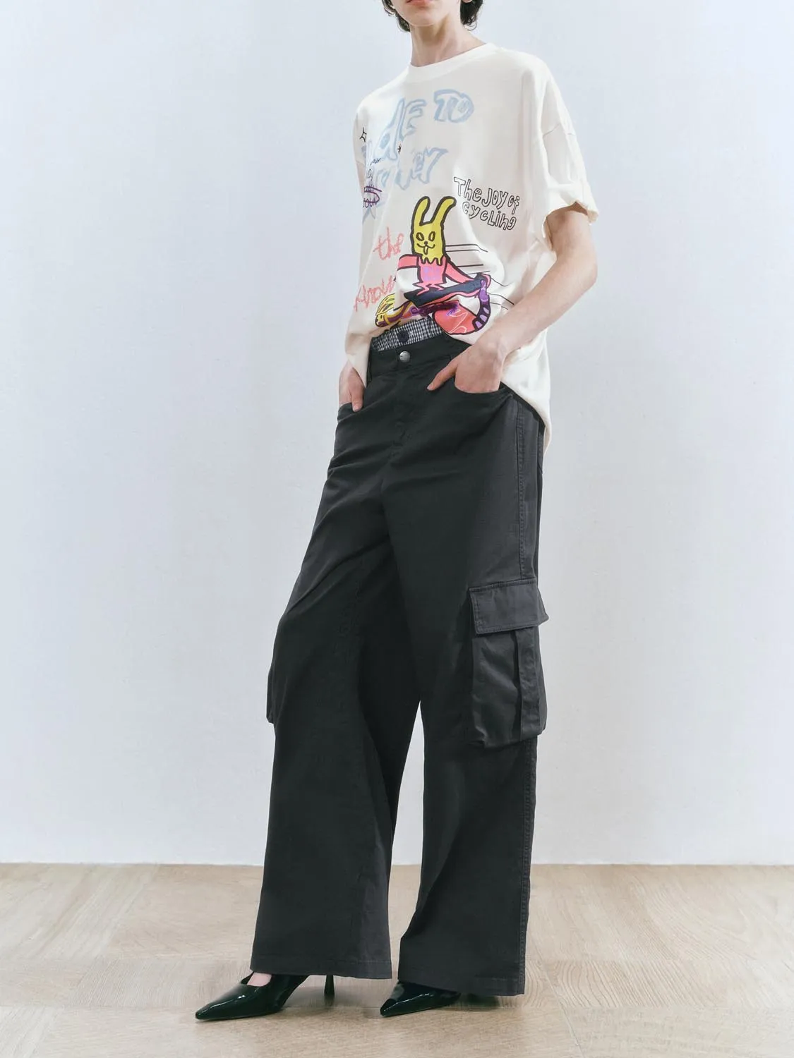 Wide-Leg Cargo Pants sold by Urban Revivo product image thumbnail 3