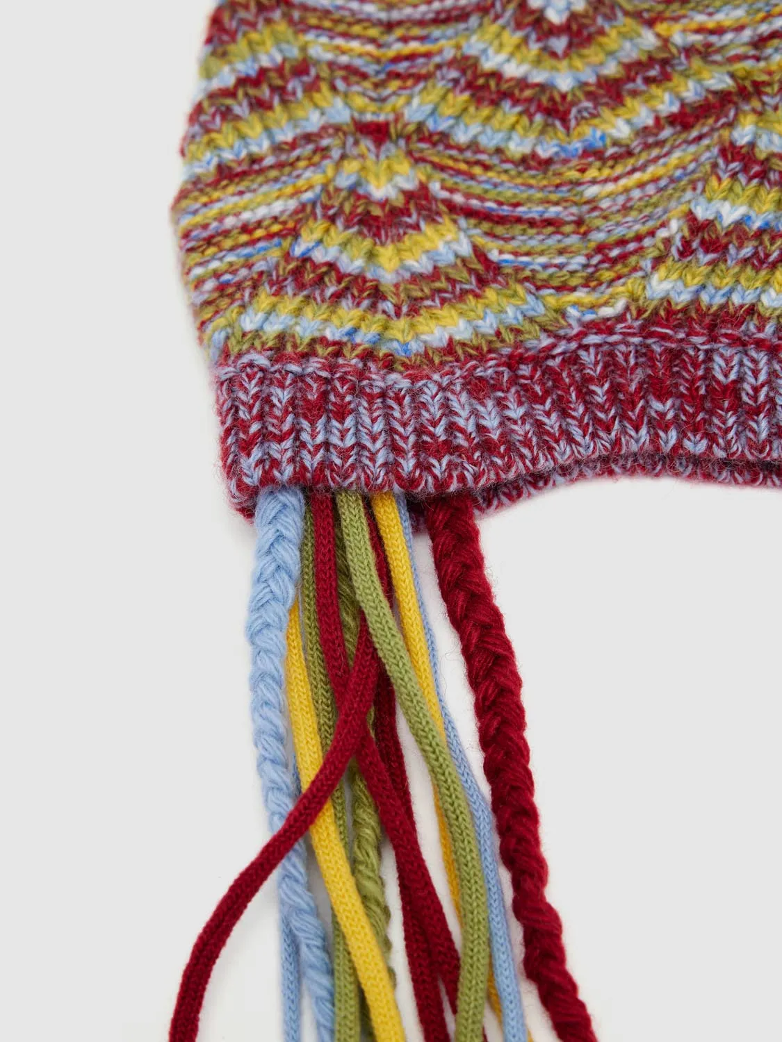 Beanie sold by Urban Revivo product image thumbnail 5