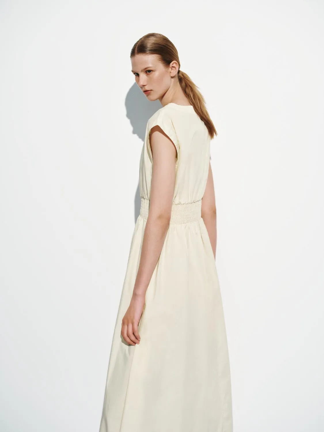 V-Neck Cap Sleeve Skater Dresses sold by Urban Revivo product image thumbnail 2