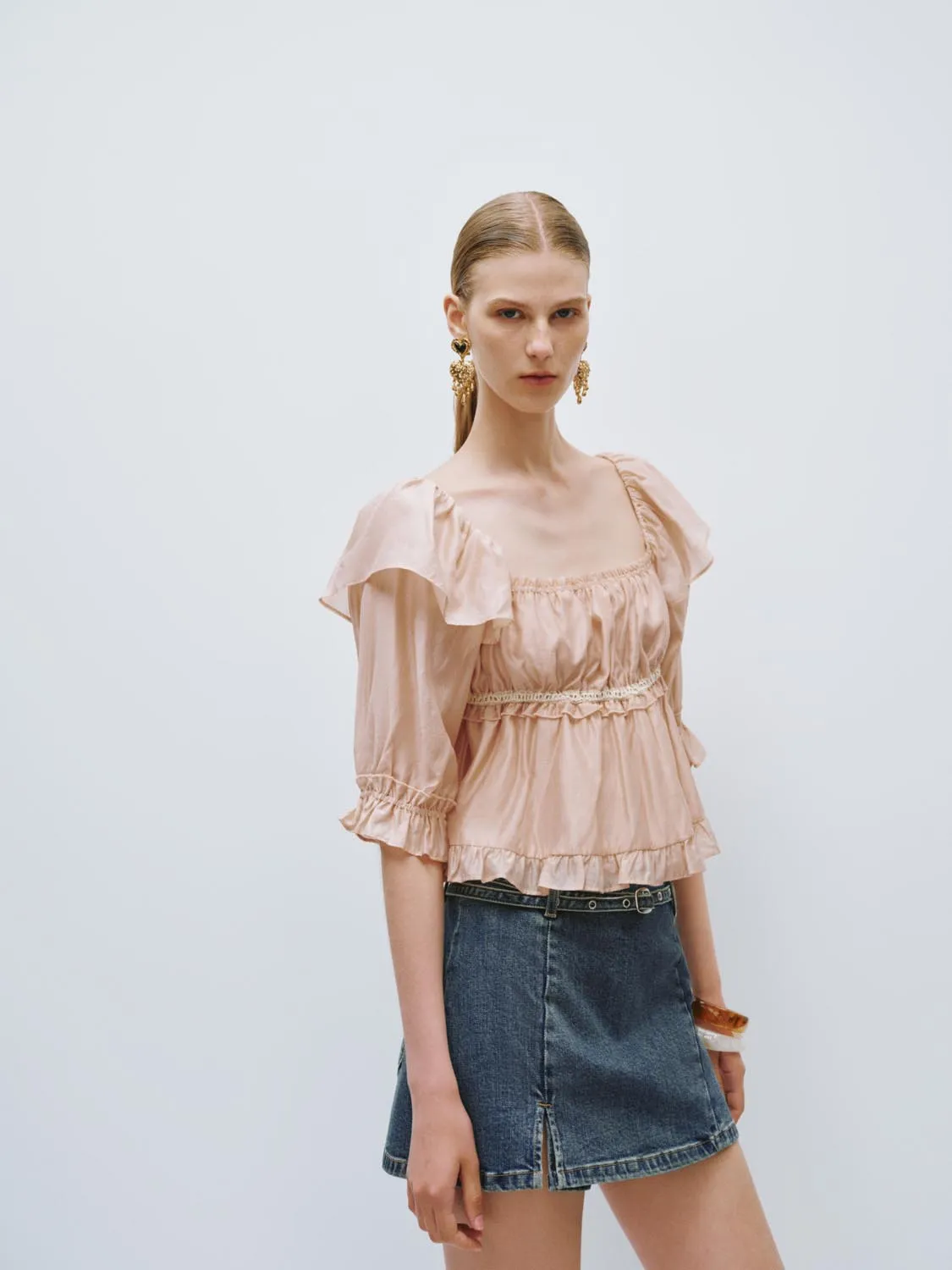 Ruffle Overhead Shirt sold by Urban Revivo product image thumbnail 2