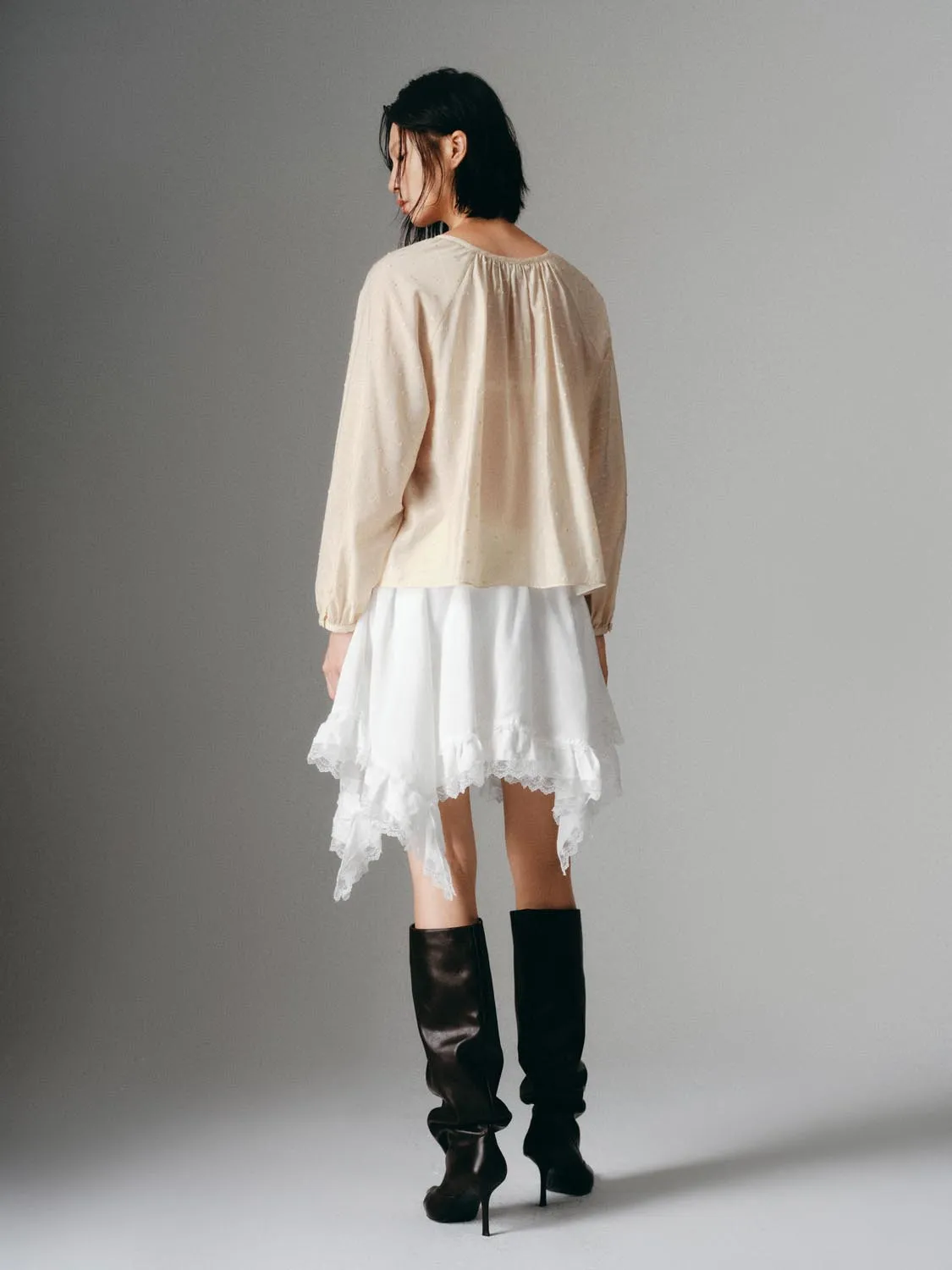 Irregular Lace Hem Mini Skirts sold by Urban Revivo product image thumbnail 4