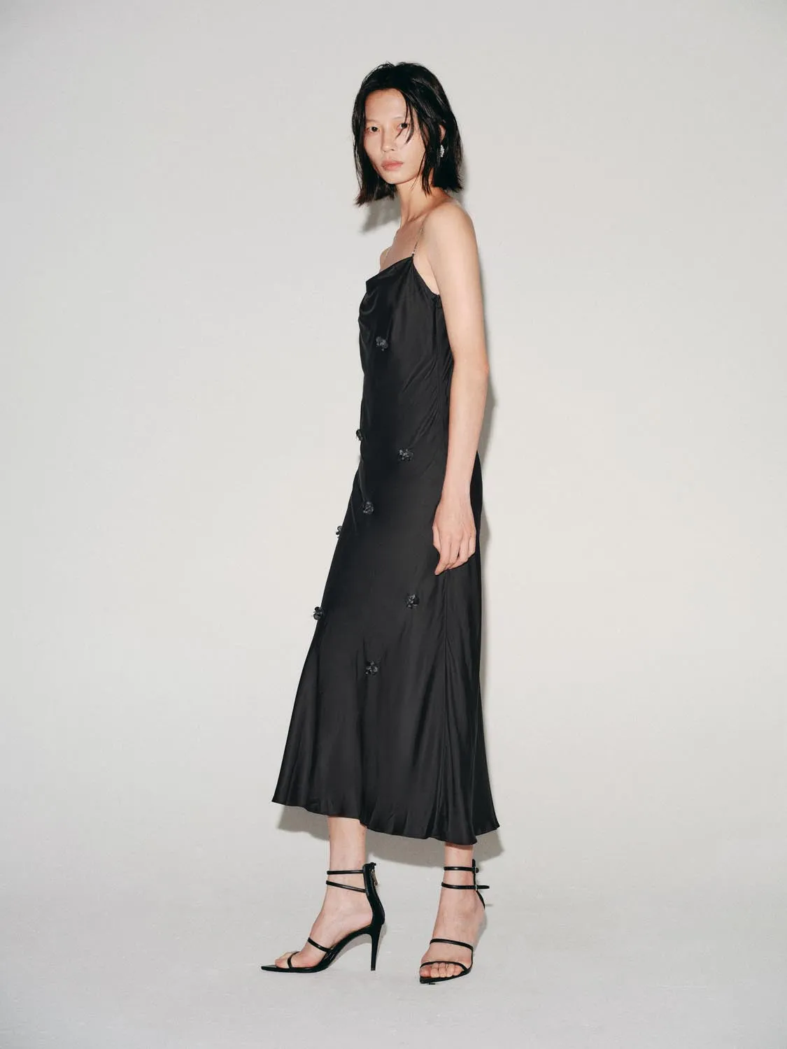 Thin Strap A-Line Maxi Dresses sold by Urban Revivo product image thumbnail 5