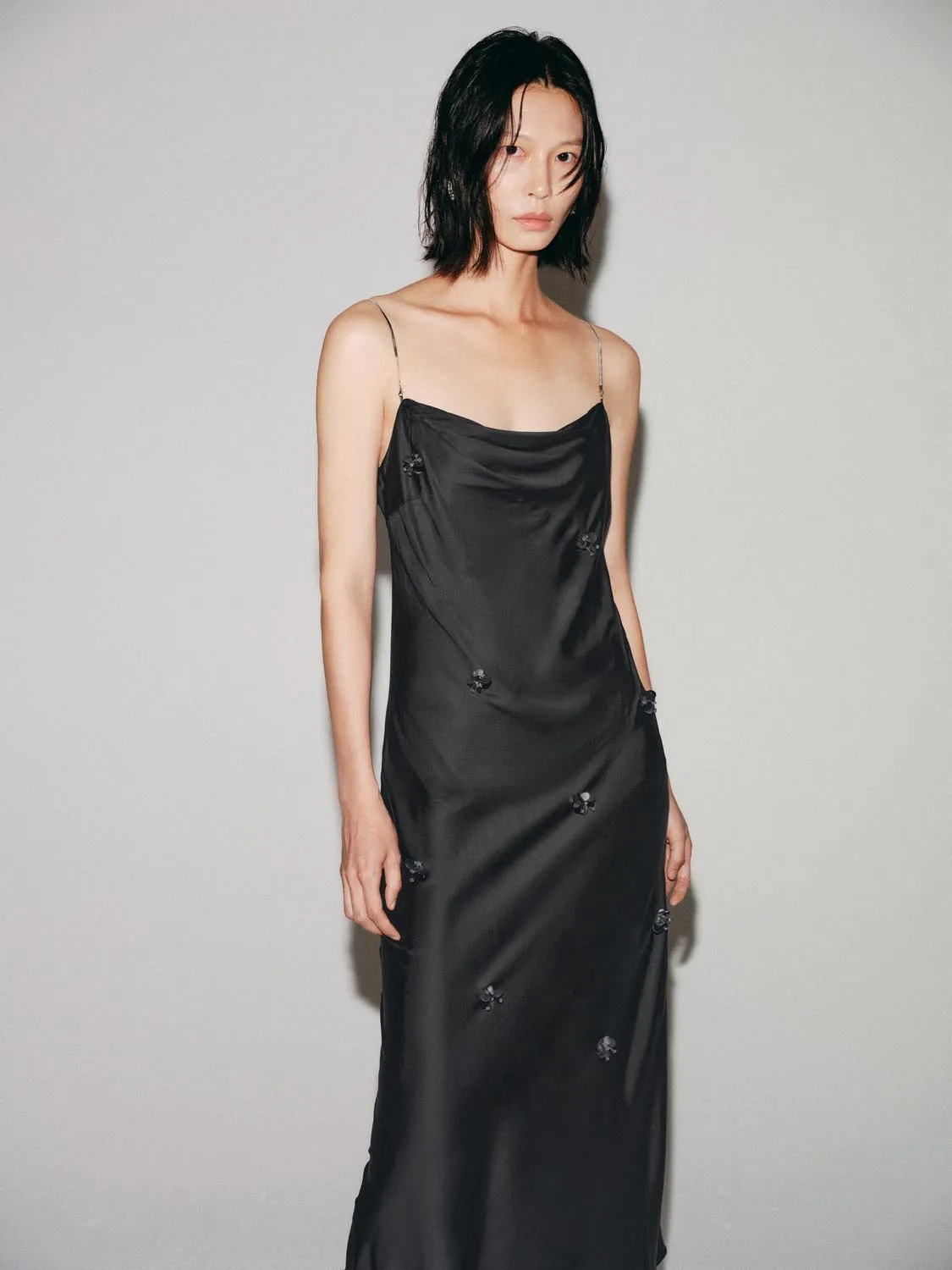 Thin Strap A-Line Maxi Dresses sold by Urban Revivo product image thumbnail 4