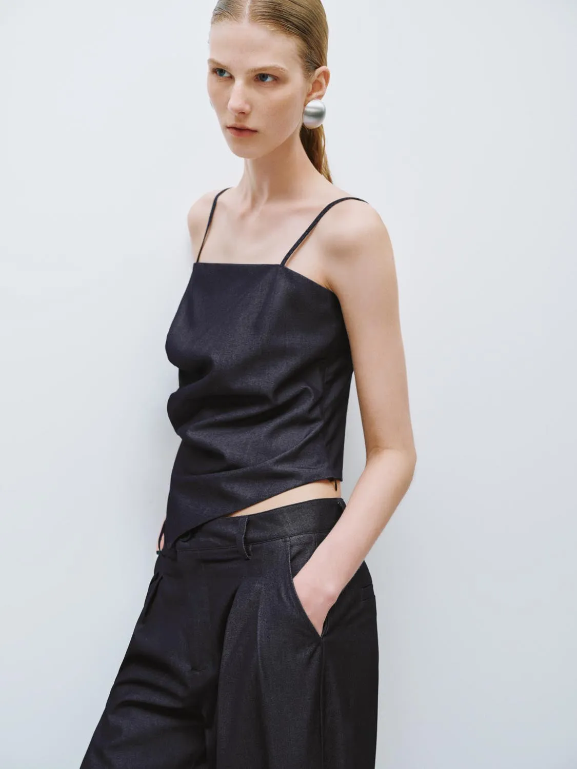 Thin Strap Irregular Hem Denim Blouses sold by Urban Revivo product image thumbnail 2