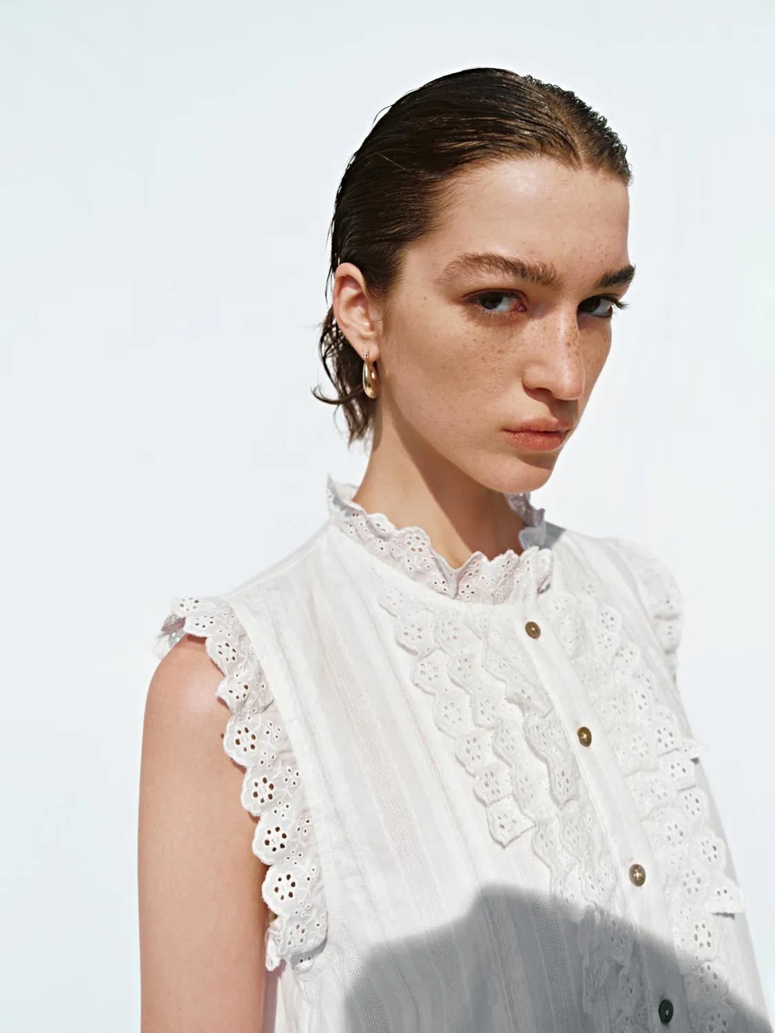 Lace Trim Shirts sold by Urban Revivo product image thumbnail 3