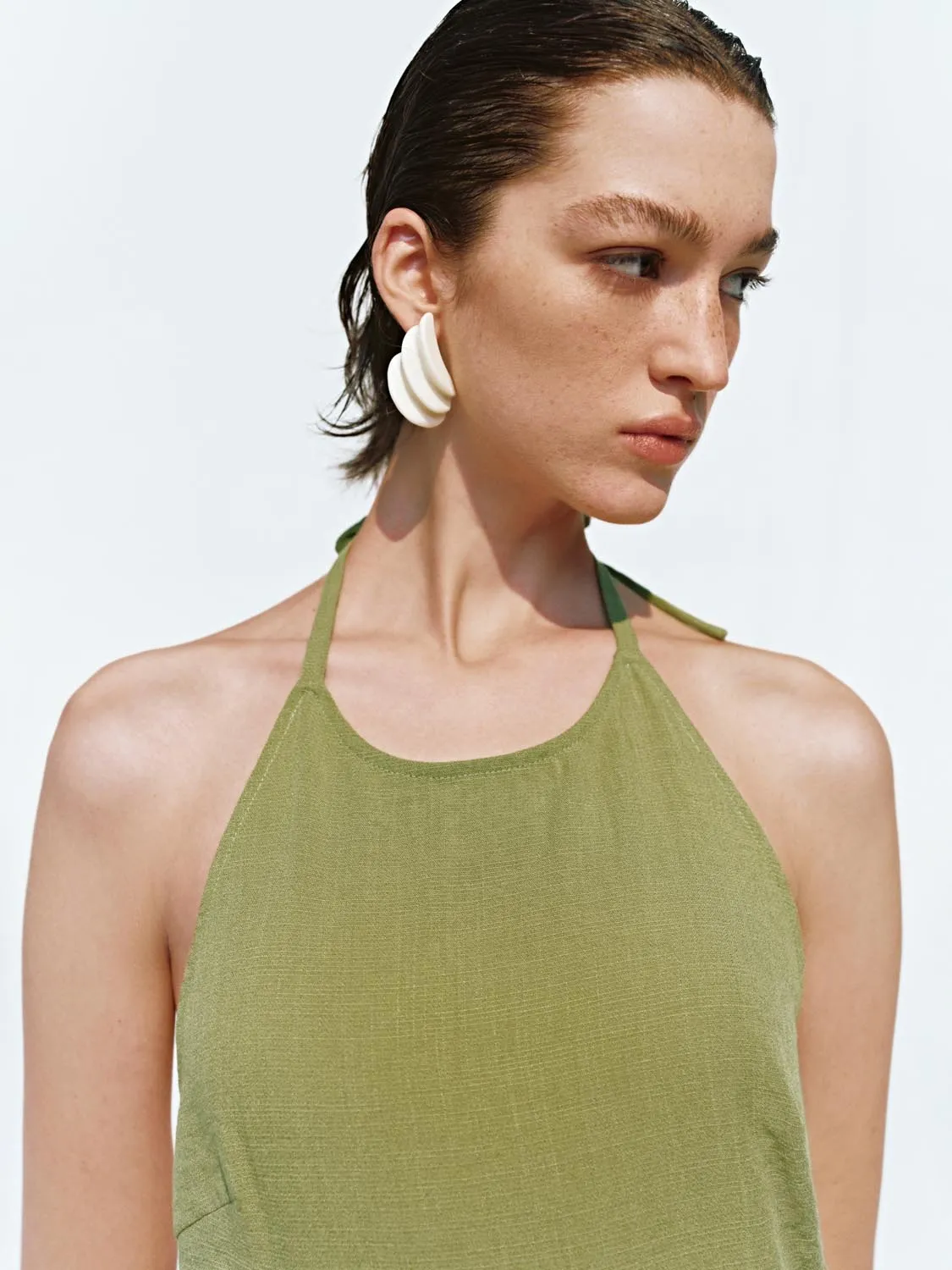 Halter Neck Straight Maxi Dresses sold by Urban Revivo product image thumbnail 3