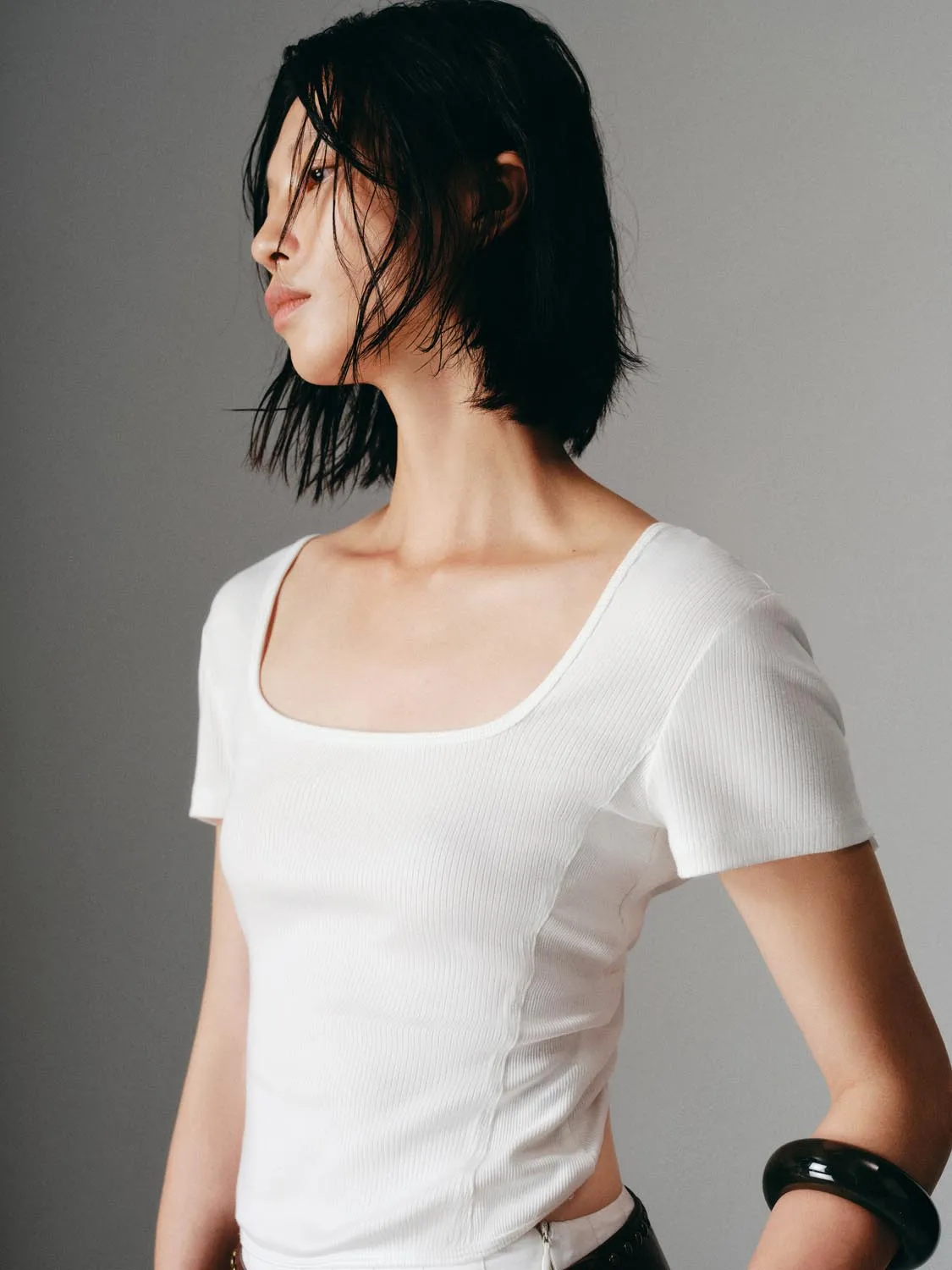 Square Neck T-Shirts sold by Urban Revivo product image thumbnail 3