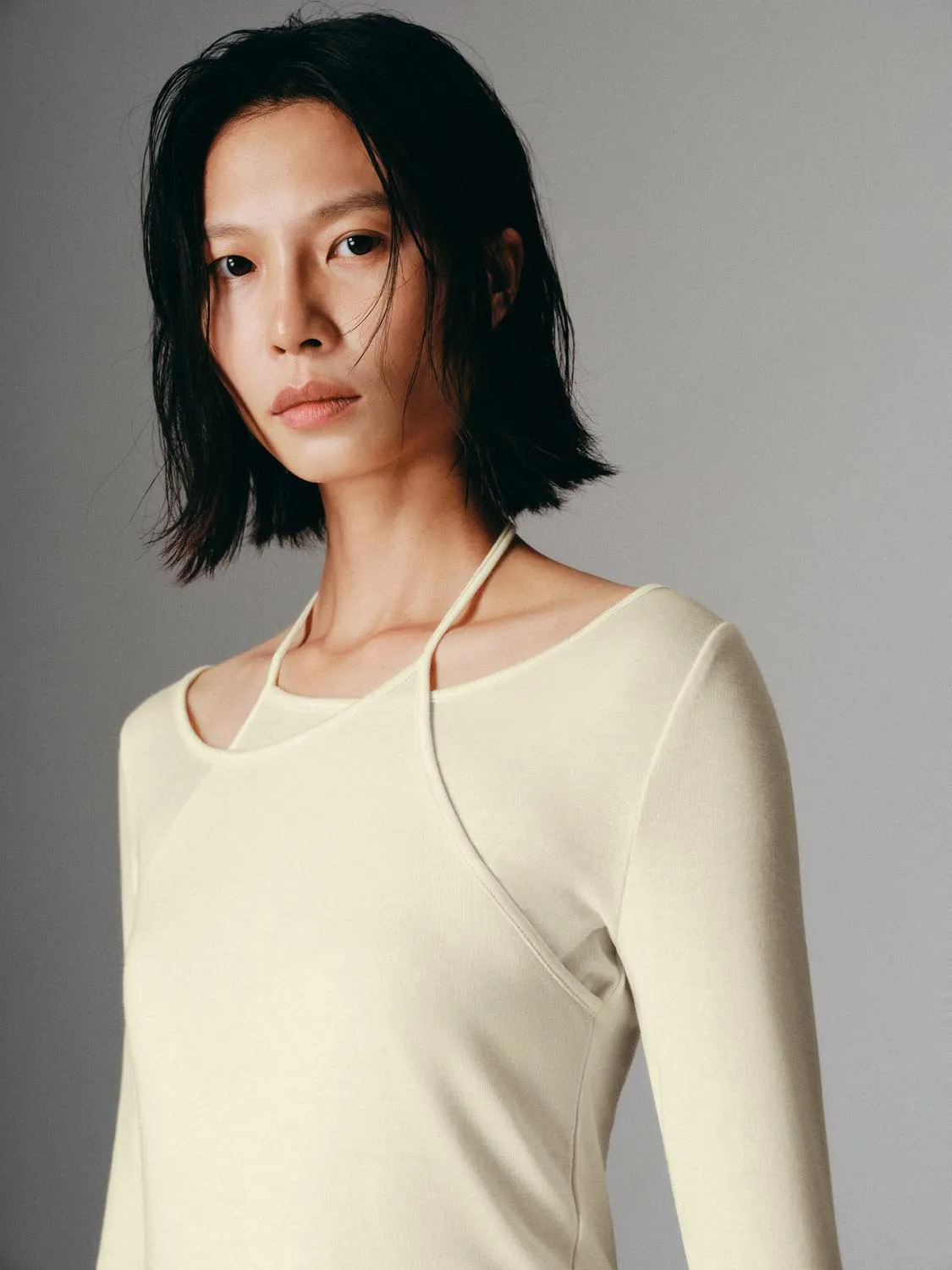 Halter Neck Long Sleeve T-Shirts sold by Urban Revivo product image thumbnail 3