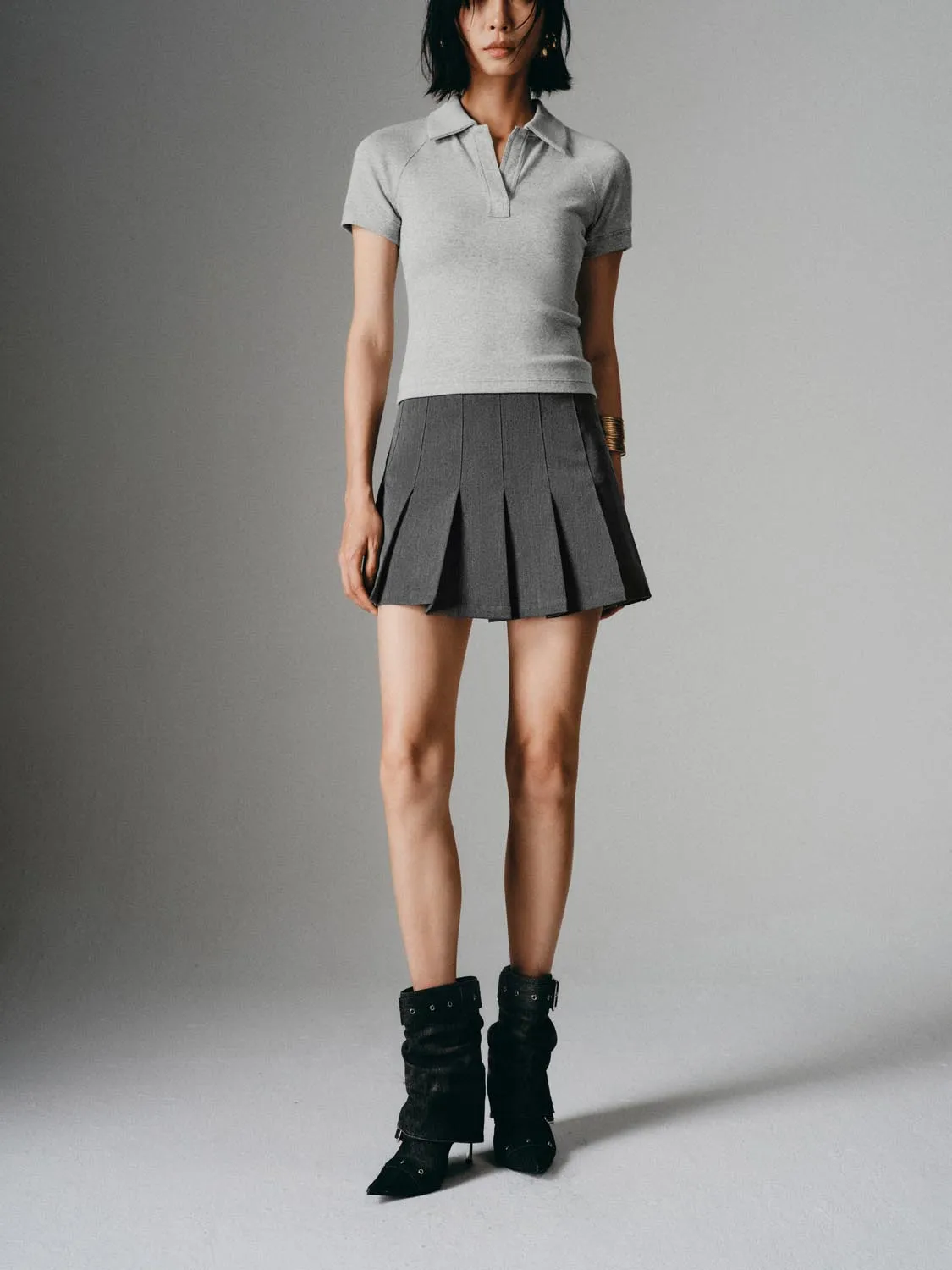 Pleated A-Line Mini Skirts sold by Urban Revivo product image thumbnail 2