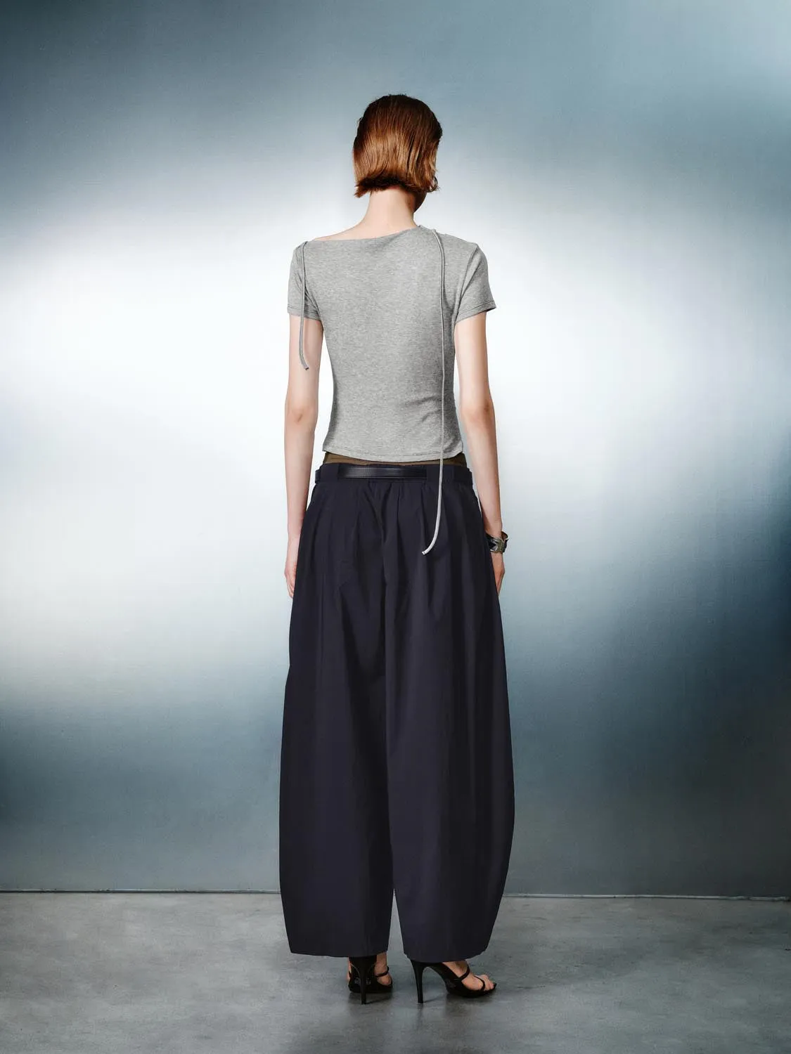 Curved-Leg Pants sold by Urban Revivo product image thumbnail 4