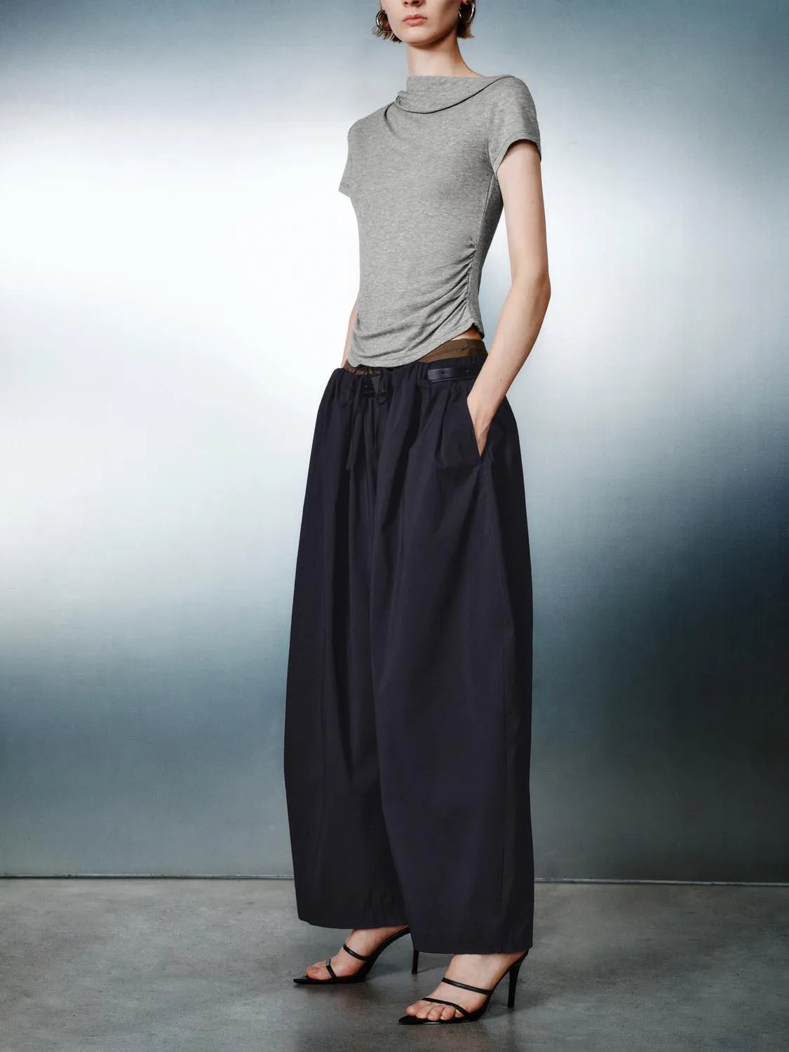 Curved-Leg Pants sold by Urban Revivo product image thumbnail 3