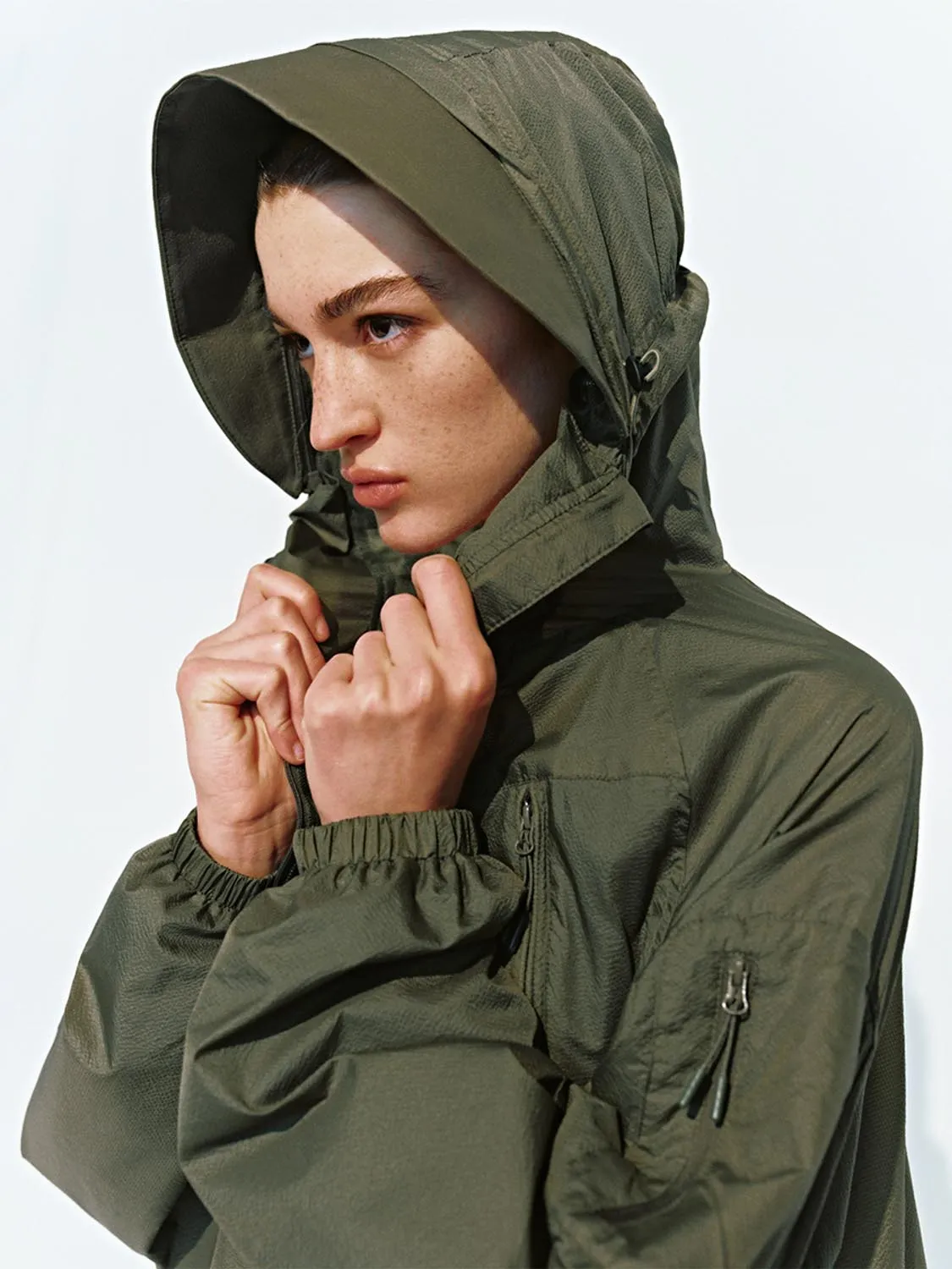 Cropped Lightweight Jackets sold by Urban Revivo product image thumbnail 3