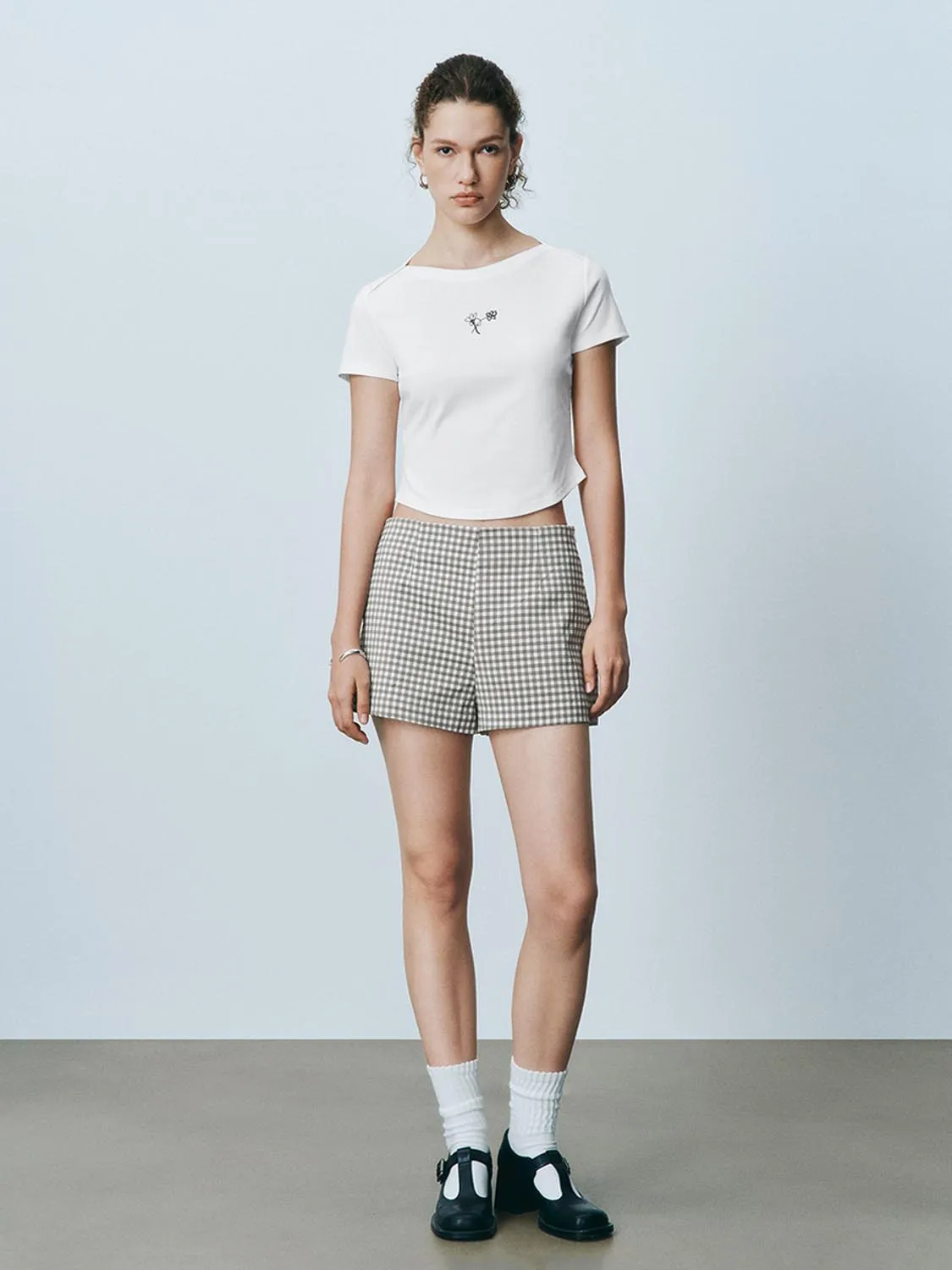 Striped Urban Shorts sold by Urban Revivo product image thumbnail 5