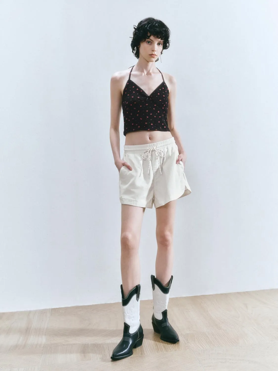 Halter Neck Floral Tops sold by Urban Revivo product image thumbnail 4