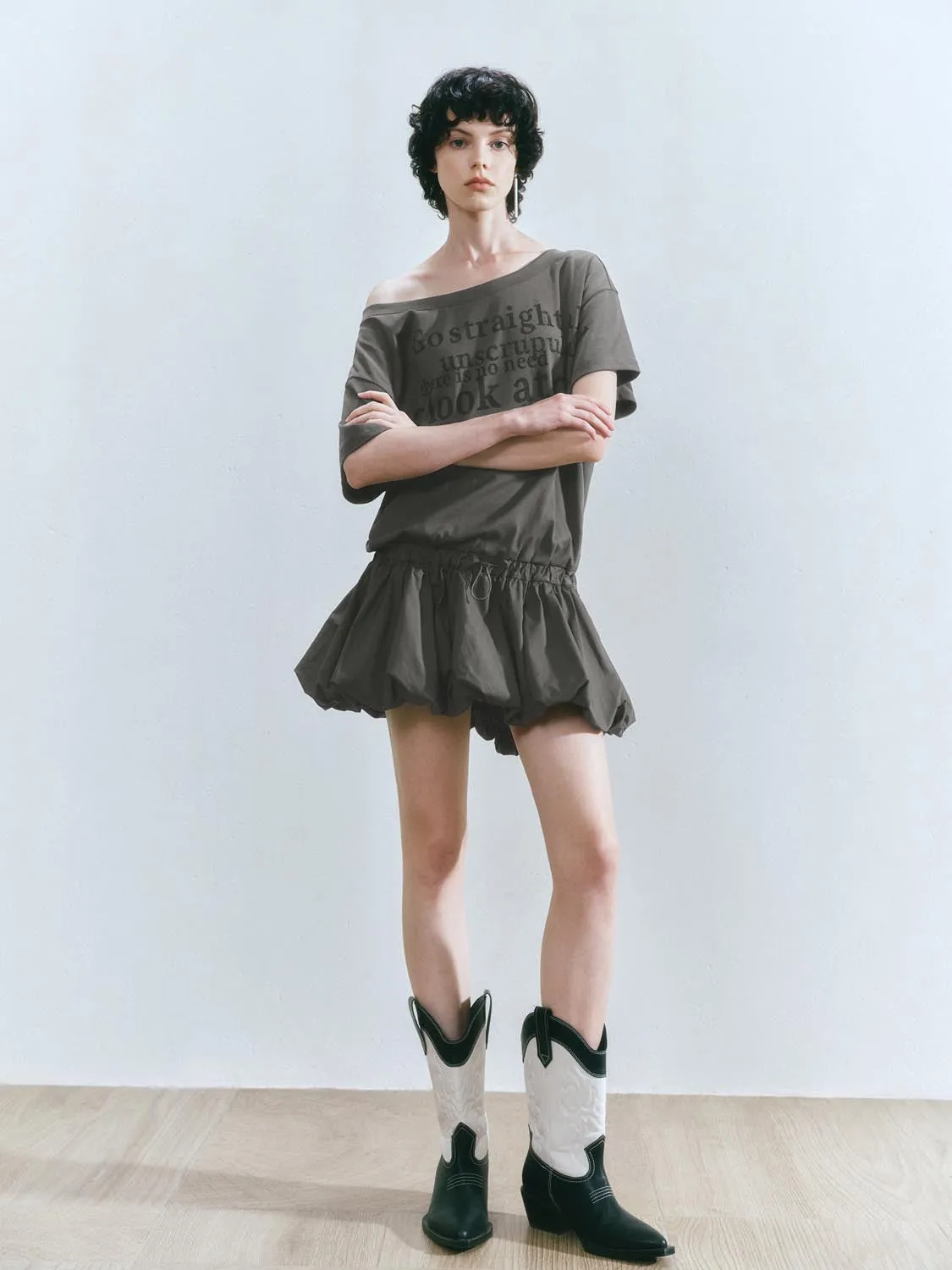 One Shoulder Skater Balloon Mini Dresses sold by Urban Revivo product image thumbnail 5