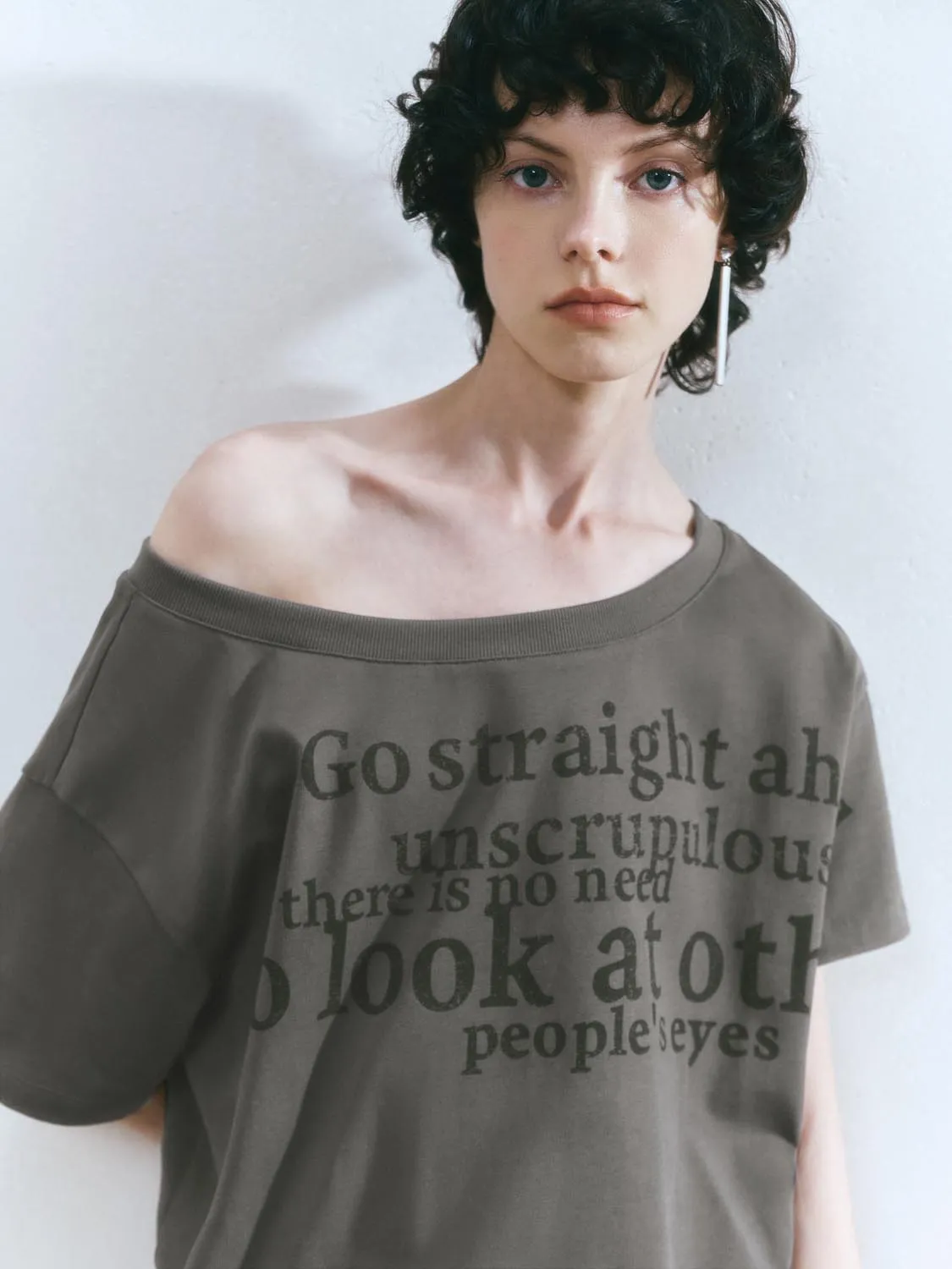 One Shoulder Skater Balloon Mini Dresses sold by Urban Revivo product image thumbnail 3