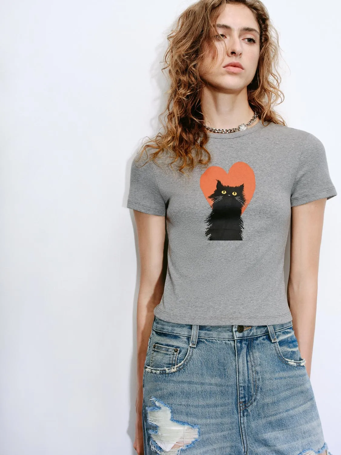 Cropped Short Sleeve T-Shirts sold by Urban Revivo product image thumbnail 2