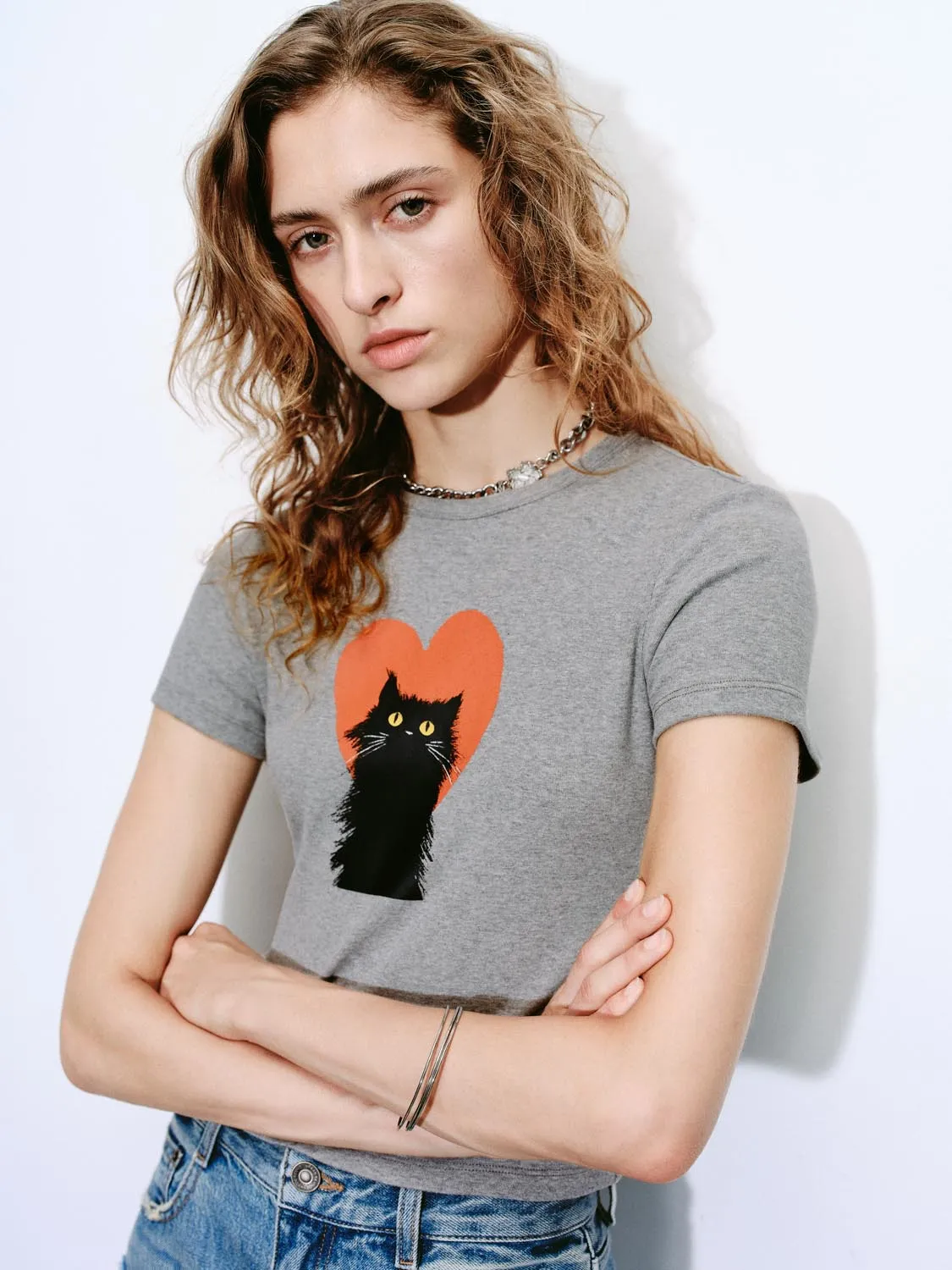 Cropped Short Sleeve T-Shirts sold by Urban Revivo product image thumbnail 3