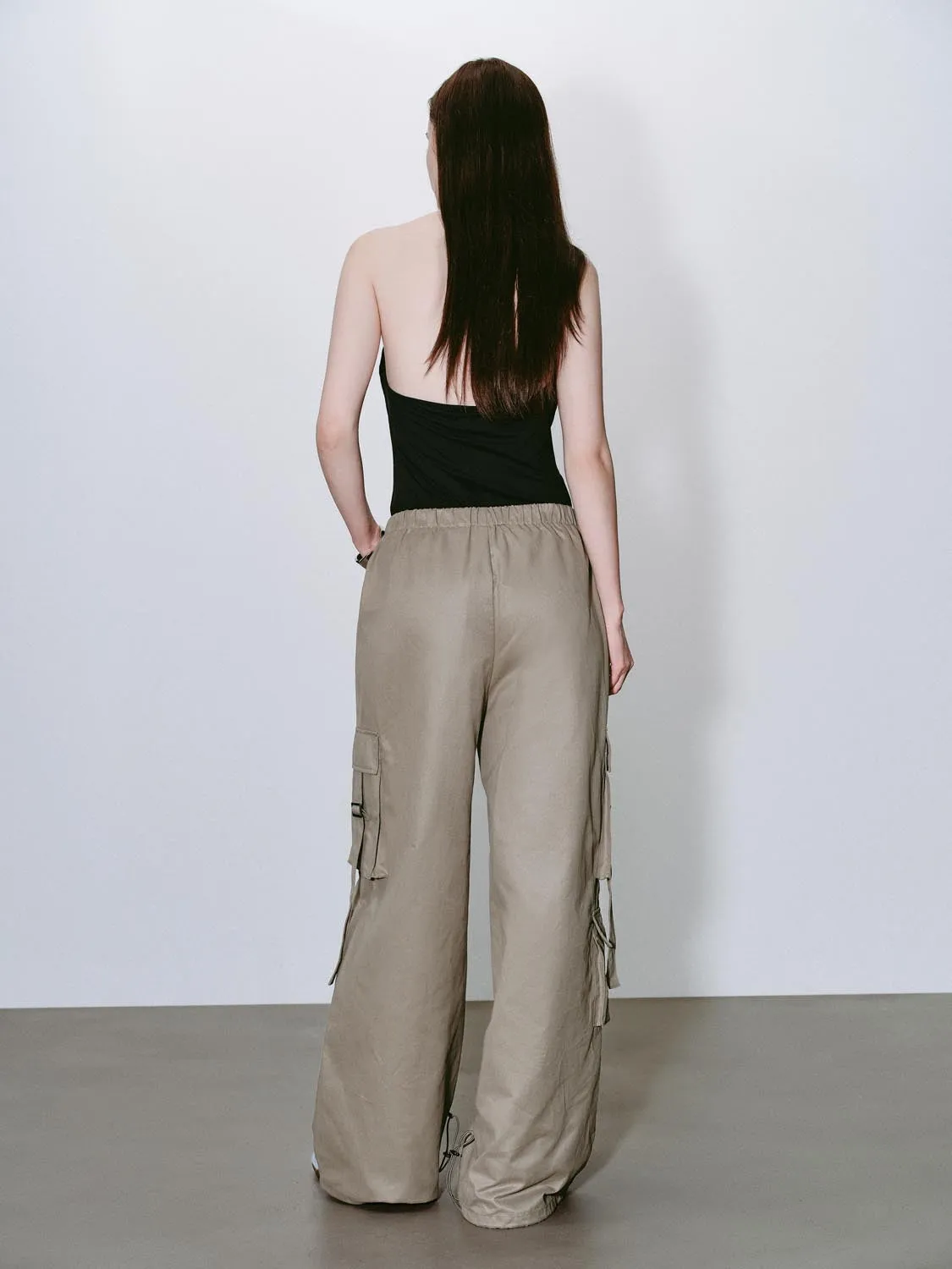 Flap Pocket Wide-Leg Pants sold by Urban Revivo product image thumbnail 4