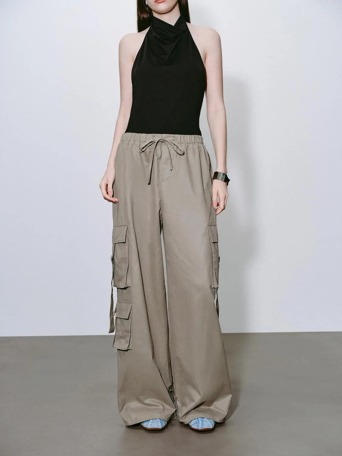 Flap Pocket Wide-Leg Pants sold by Urban Revivo product image thumbnail 2