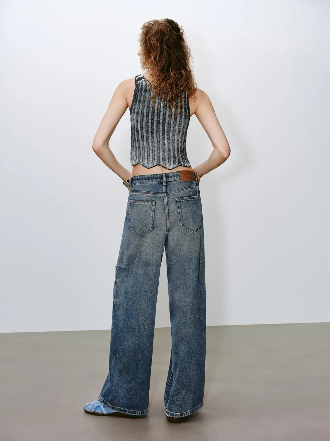 Knitted Sleeveless T-Shirts sold by Urban Revivo product image thumbnail 4