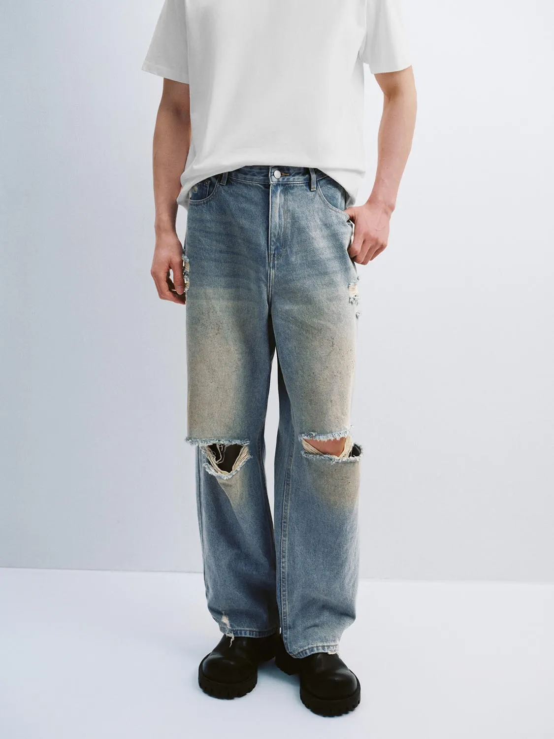Ripped Denim Jeans sold by Urban Revivo product image thumbnail 2